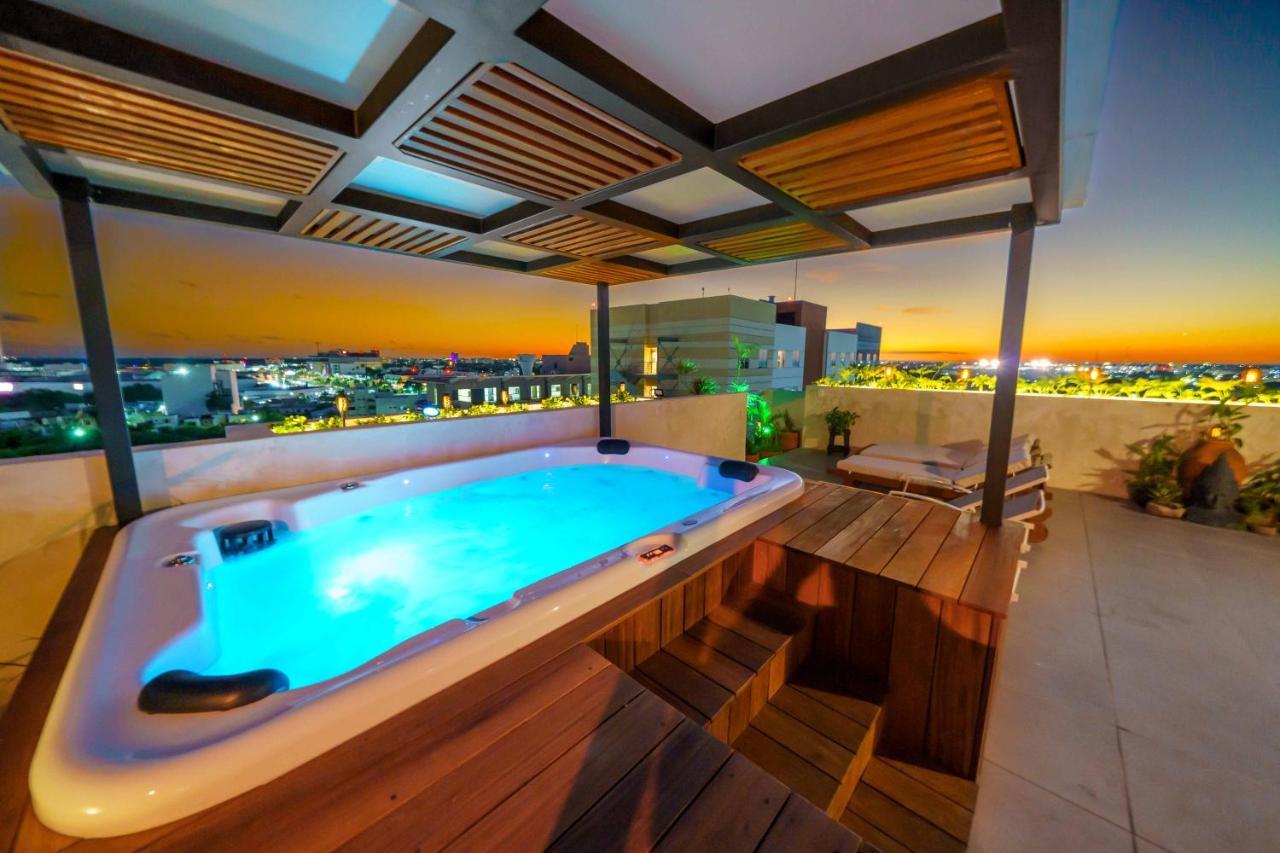 Apartment Penthouse With Private Jacuzzi - Three Bedroom *