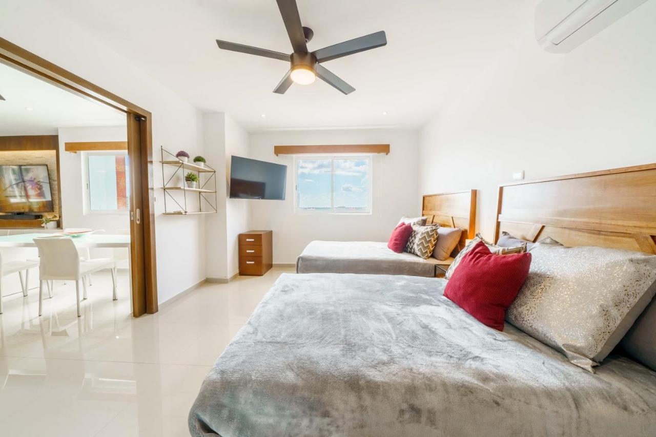 Apartment Penthouse With Private Jacuzzi - Three Bedroom *